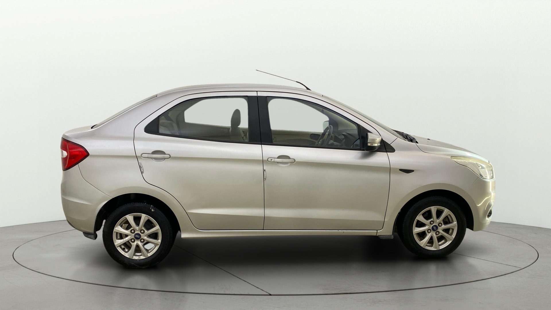 View 2017 Ford Figo Aspire 1.2P Ambiente MT BS IV Image 8 Used 2017 Ford Figo Aspire 1.2P Ambiente MT BS IV Image 8
