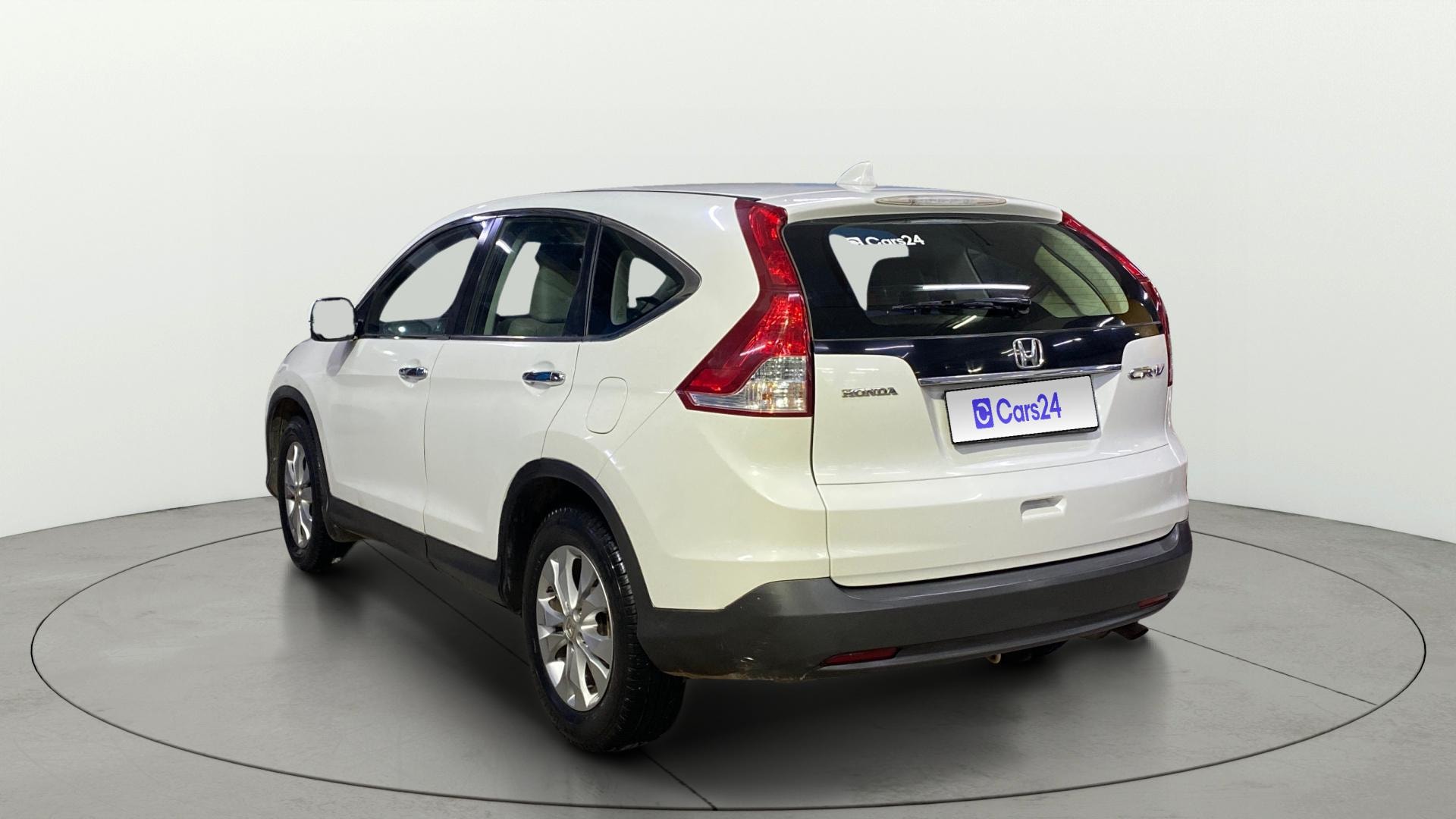 View 2017 Honda CR-V 2.0L AT Petrol Image 2 Used 2017 Honda CR-V 2.0L AT Petrol Image 2