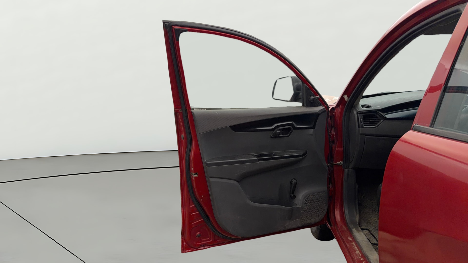 View 2018 Mahindra KUV100 K2 Petrol BS IV Image 30 Used 2018 Mahindra KUV100 K2 Petrol BS IV Image 30