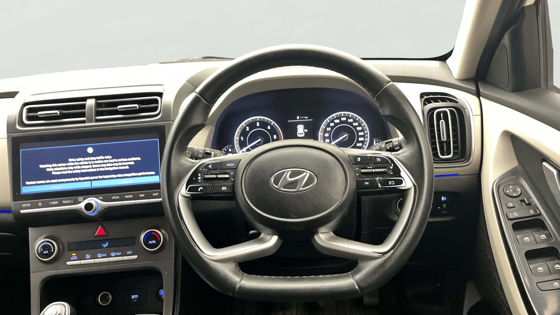 View 2023 Hyundai Creta SX MT Diesel Image 13 Used 2023 Hyundai Creta SX MT Diesel Image 13