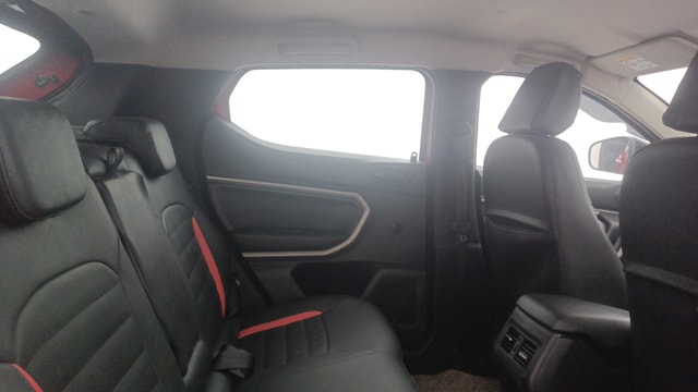 View Renault Kiger Image 36 Used Renault Kiger Image 36