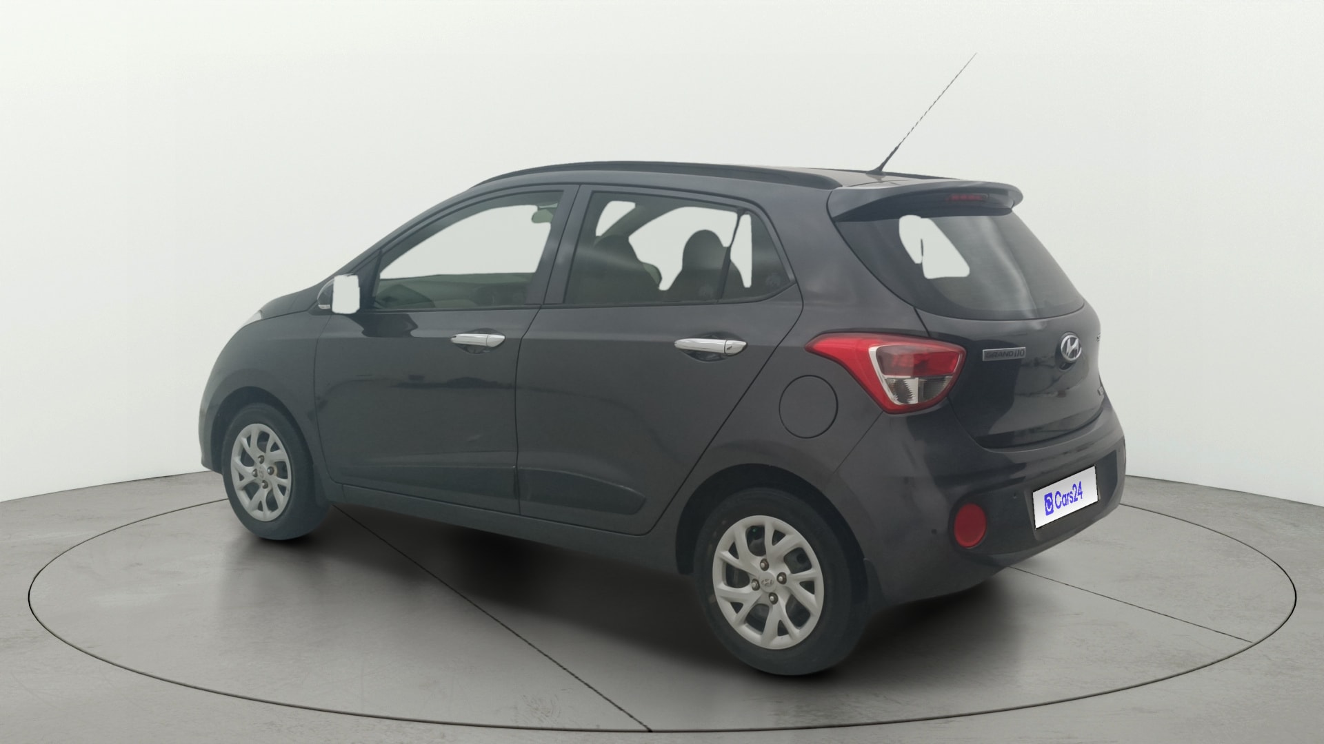 View 2020 Hyundai Grand i10 Sportz 1.2 Kappa Image 2 Used 2020 Hyundai Grand i10 Sportz 1.2 Kappa Image 2