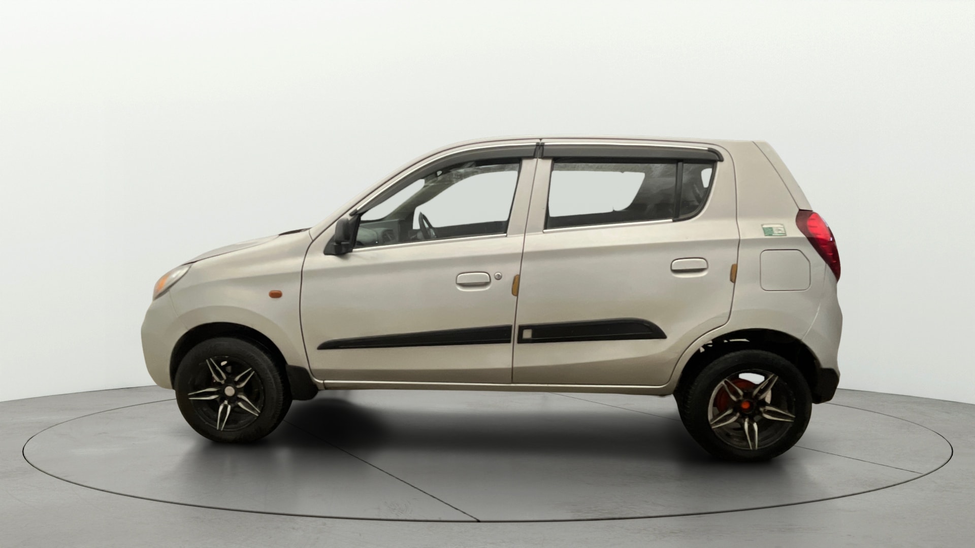 View 2021 Maruti Suzuki 1000 Base Variant Image 24 Used 2021 Maruti Suzuki 1000 Base Variant Image 24