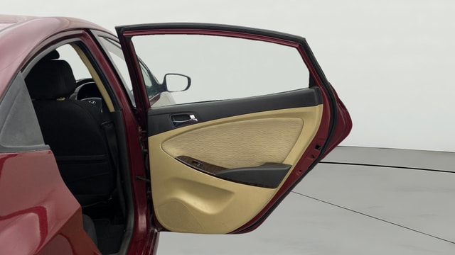 View Hyundai Fluidic Verna Image 7 Used Hyundai Fluidic Verna Image 7