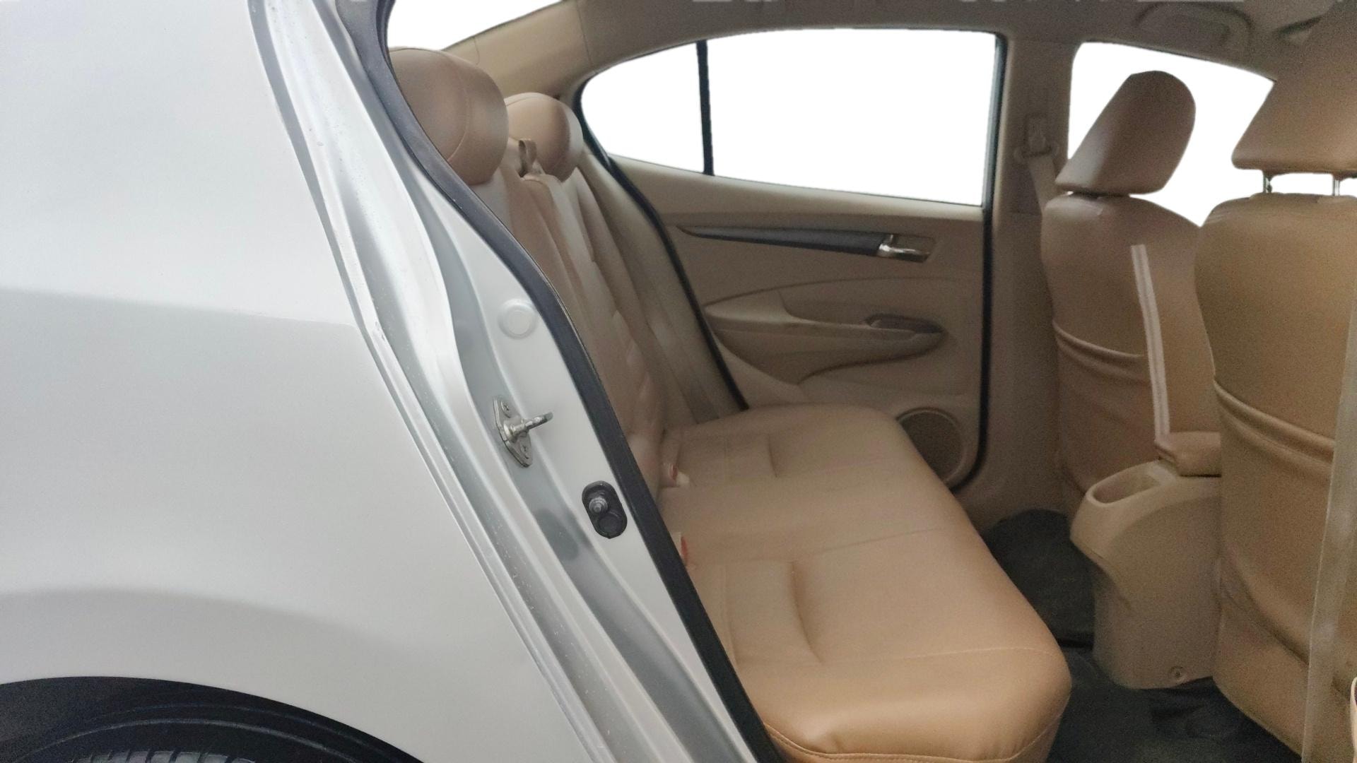 View 2013 Honda City ZX MT Diesel Anniversary Edition Image 28 Used 2013 Honda City ZX MT Diesel Anniversary Edition Image 28