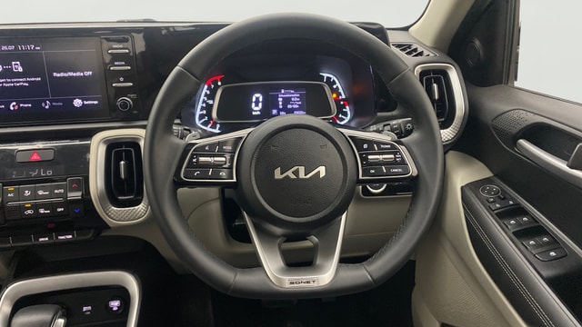 View Kia Sonet Image 21 Used Kia Sonet Image 21