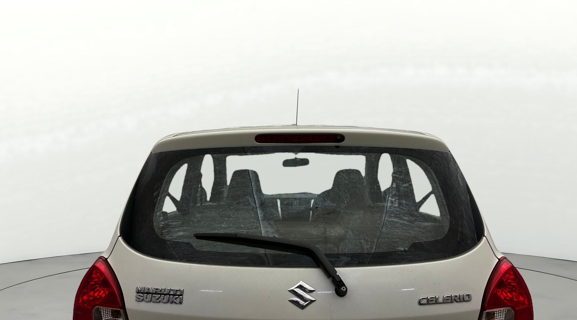 View 2017 Maruti Suzuki 1000 Base Variant Image 4 Used 2017 Maruti Suzuki 1000 Base Variant Image 4