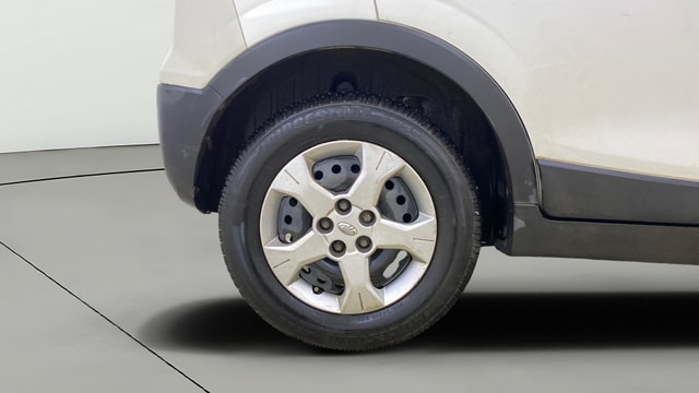 View Mahindra XUV300 Image 23 Used Mahindra XUV300 Image 23