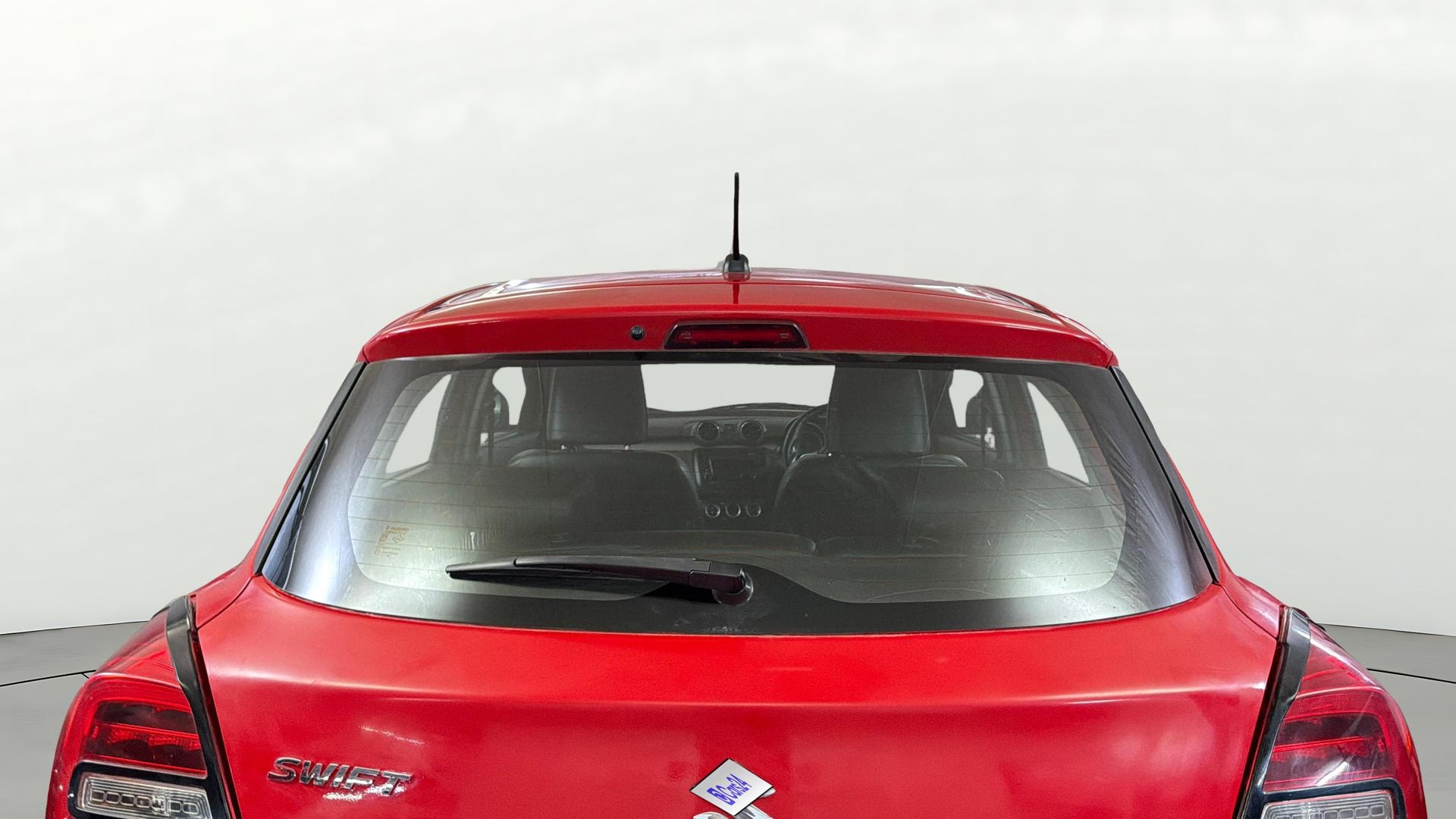 View 2019 Maruti Suzuki 1000 Base Variant Image 4 Used 2019 Maruti Suzuki 1000 Base Variant Image 4