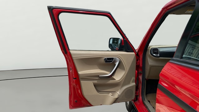 View Mahindra Bolero Neo Image 40 Used Mahindra Bolero Neo Image 40