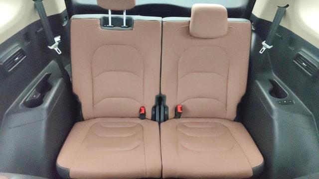 View MG Hector Plus Image 10 Used MG Hector Plus Image 10