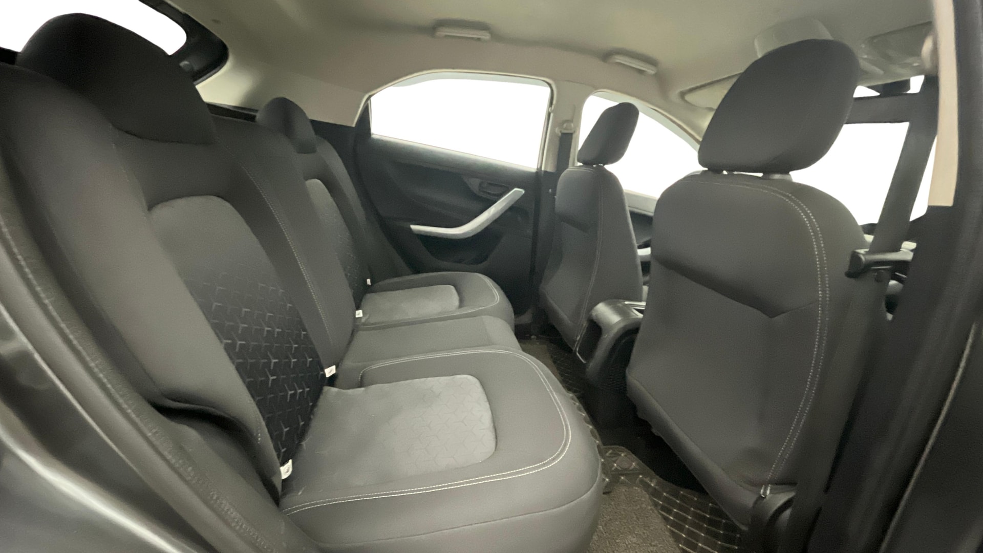 View 2020 Tata Nexon Revotron XM Image 34 Used 2020 Tata Nexon Revotron XM Image 34