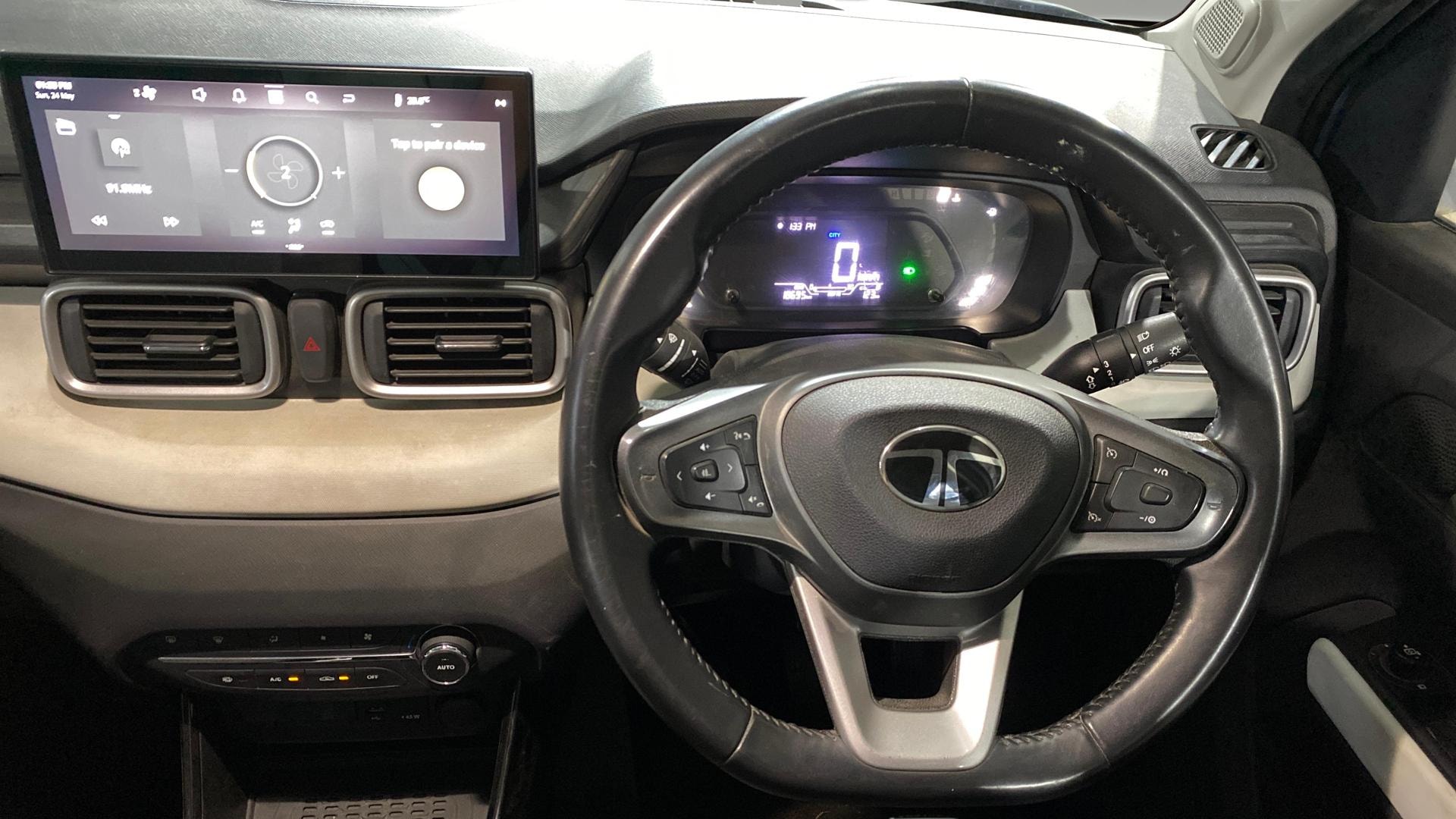 Used 2025 Tata Punch Used 2025 Tata Punch