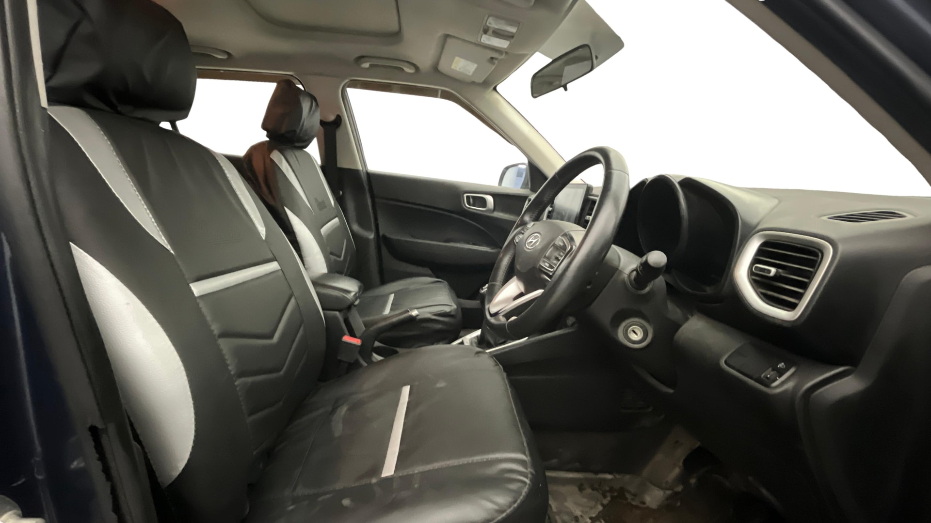 View 2022 Hyundai Venue SX 1.5 Diesel Image 18 Used 2022 Hyundai Venue SX 1.5 Diesel Image 18