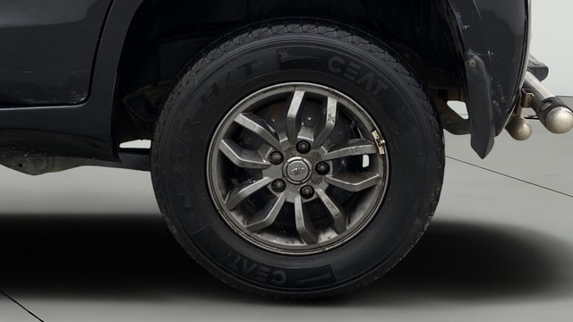 View Mahindra TUV300 Image 11 Used Mahindra TUV300 Image 11