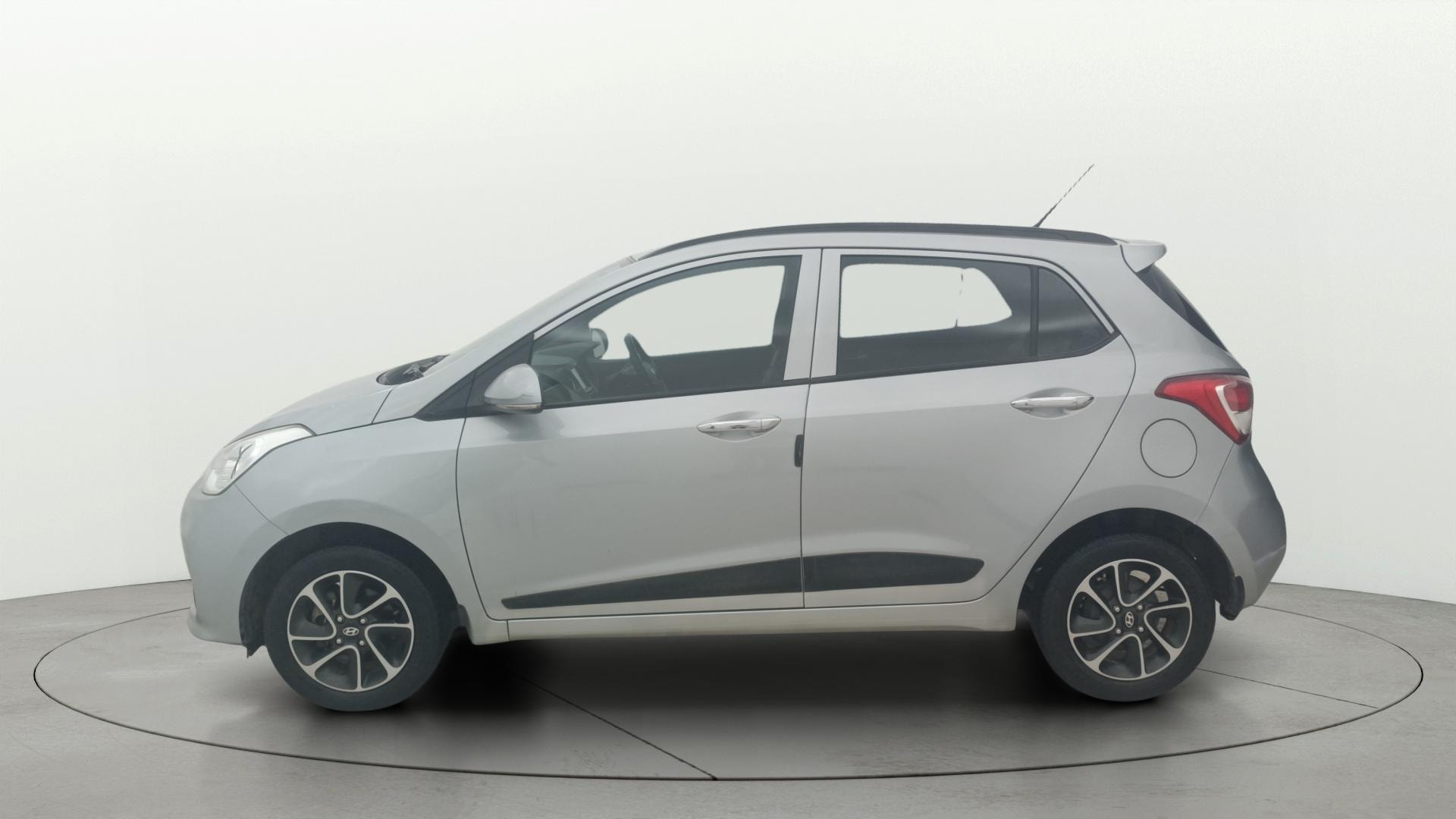 View 2019 Hyundai Grand i10 1.2 Asta Petrol Image 26 Used 2019 Hyundai Grand i10 1.2 Asta Petrol Image 26