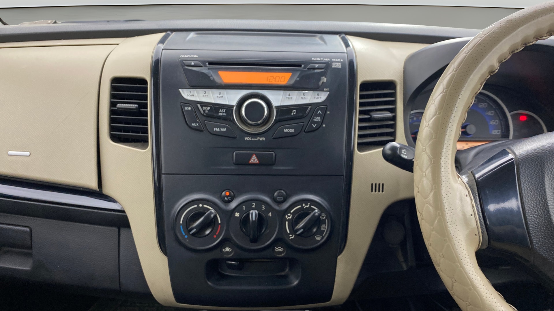 View 2017 Maruti Suzuki 1000 Base Variant Image 31 Used 2017 Maruti Suzuki 1000 Base Variant Image 31