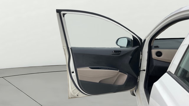 View Hyundai Grand i10 Image 31 Used Hyundai Grand i10 Image 31