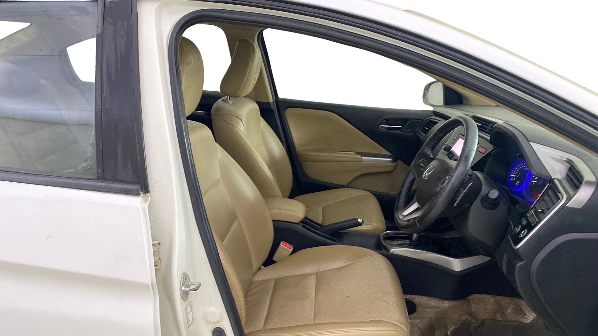 View 2015 Honda City ZX MT Diesel Anniversary Edition Image 28 Used 2015 Honda City ZX MT Diesel Anniversary Edition Image 28