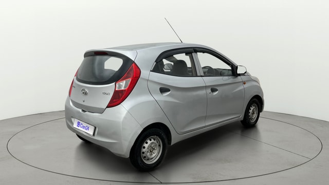 View Hyundai EON Image 41 Used Hyundai EON Image 41