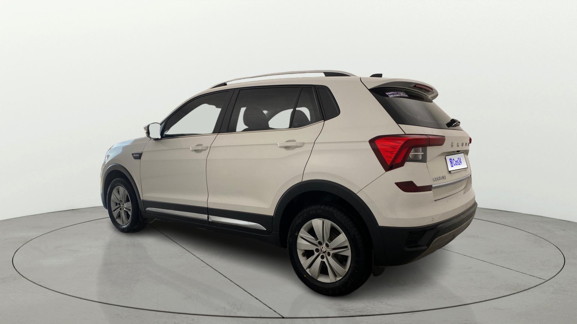 View 2022 Skoda Kushaq Ambition 1.0 TSI MT Image 2 Used 2022 Skoda Kushaq Ambition 1.0 TSI MT Image 2