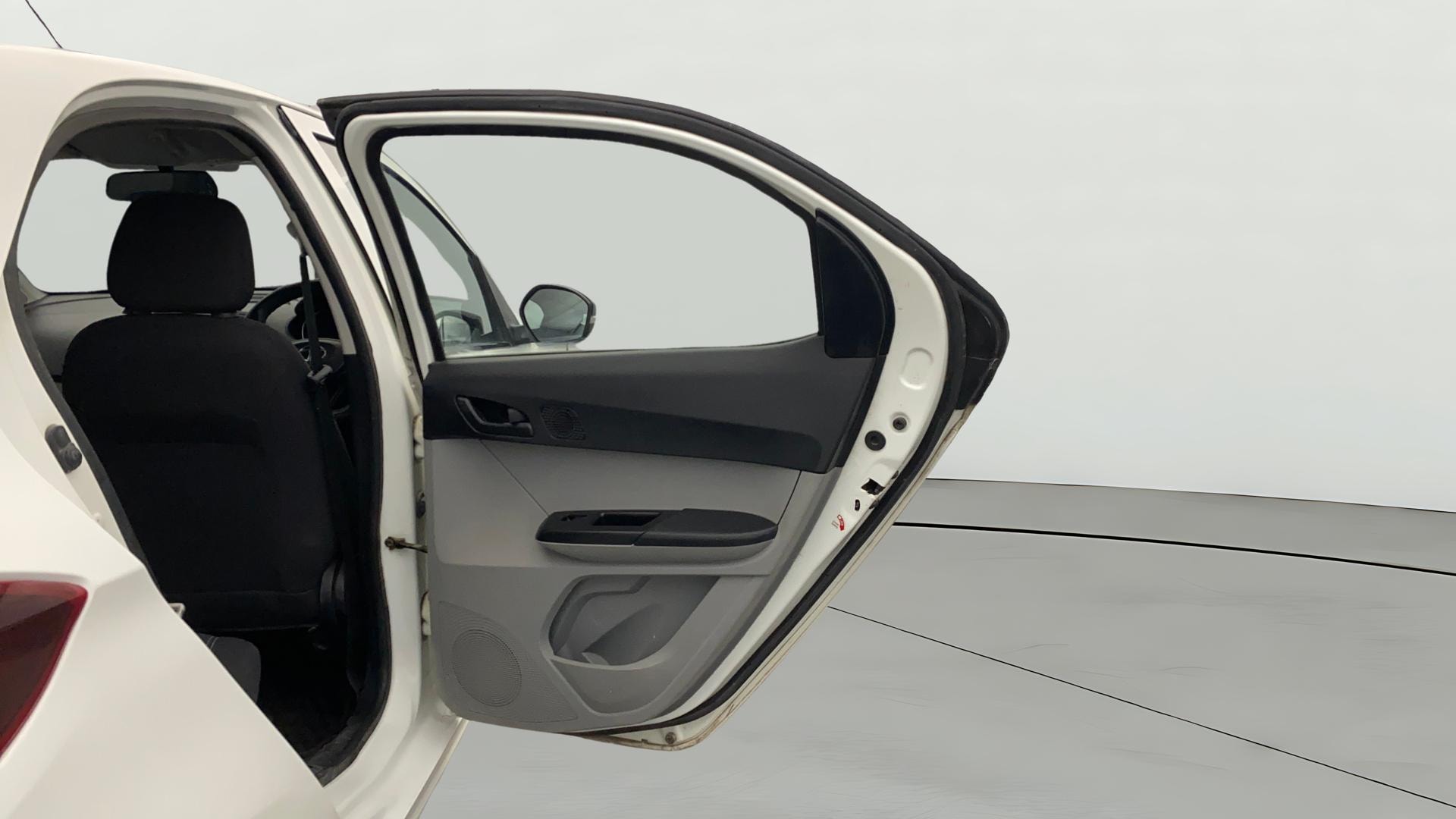 Used 2022 Tata Tiago Used 2022 Tata Tiago