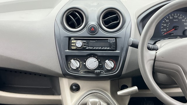 View Datsun Go Image 17 Used Datsun Go Image 17