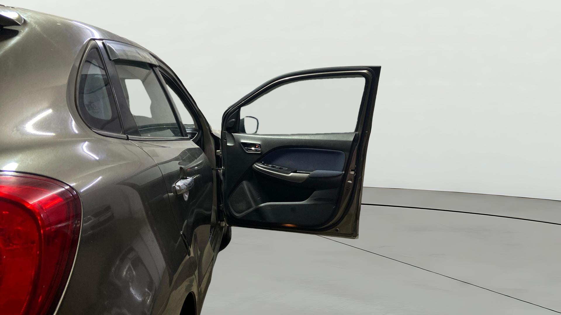 View 2020 Maruti Suzuki 1000 Base Variant Image 46 Used 2020 Maruti Suzuki 1000 Base Variant Image 46