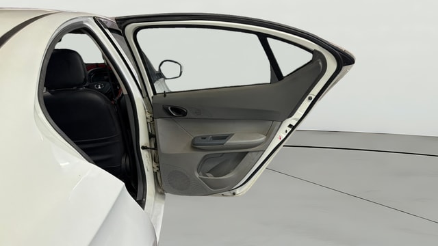 View Tata Tigor Image 7 Used Tata Tigor Image 7