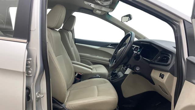View Mahindra Marazzo Image 28 Used Mahindra Marazzo Image 28