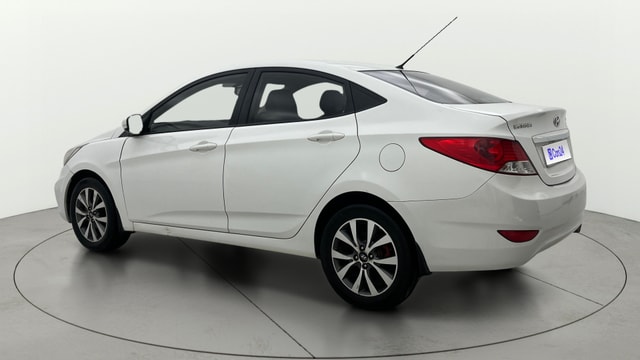 View Hyundai Fluidic Verna Image 2 Used Hyundai Fluidic Verna Image 2