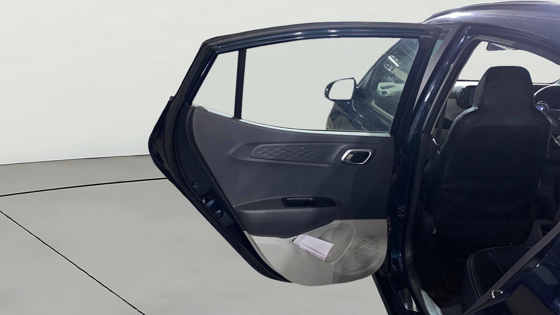 View 2022 Hyundai Grand i10 Nios Sportz Petrol AMT Image 22 Used 2022 Hyundai Grand i10 Nios Sportz Petrol AMT Image 22
