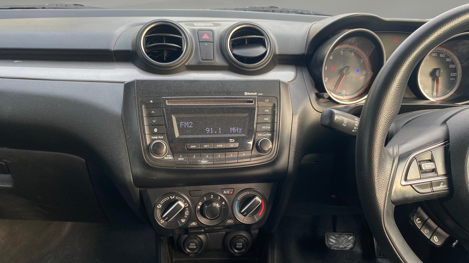 View 2020 Maruti Suzuki 1000 Base Variant Image 34 Used 2020 Maruti Suzuki 1000 Base Variant Image 34