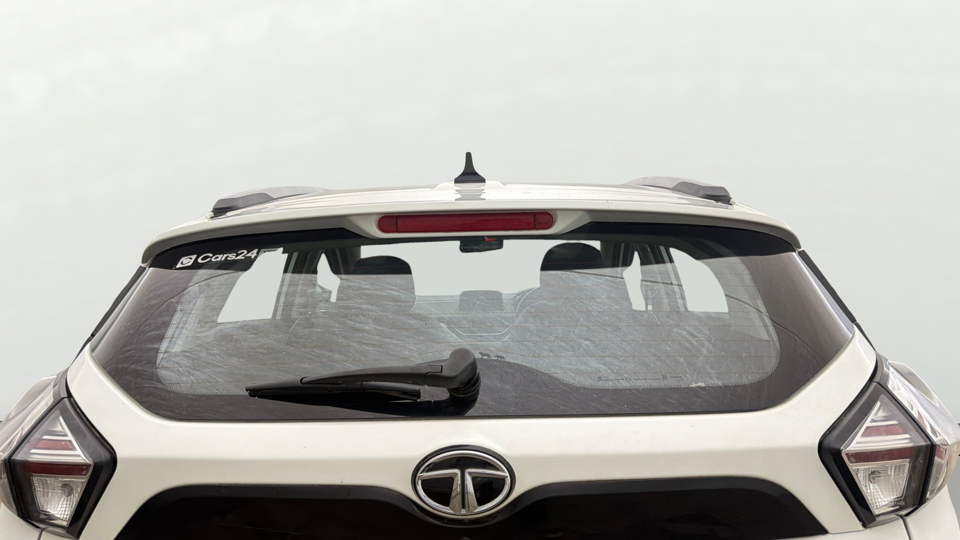 View 2023 Tata Nexon Revotron XE Image 4 Used 2023 Tata Nexon Revotron XE Image 4