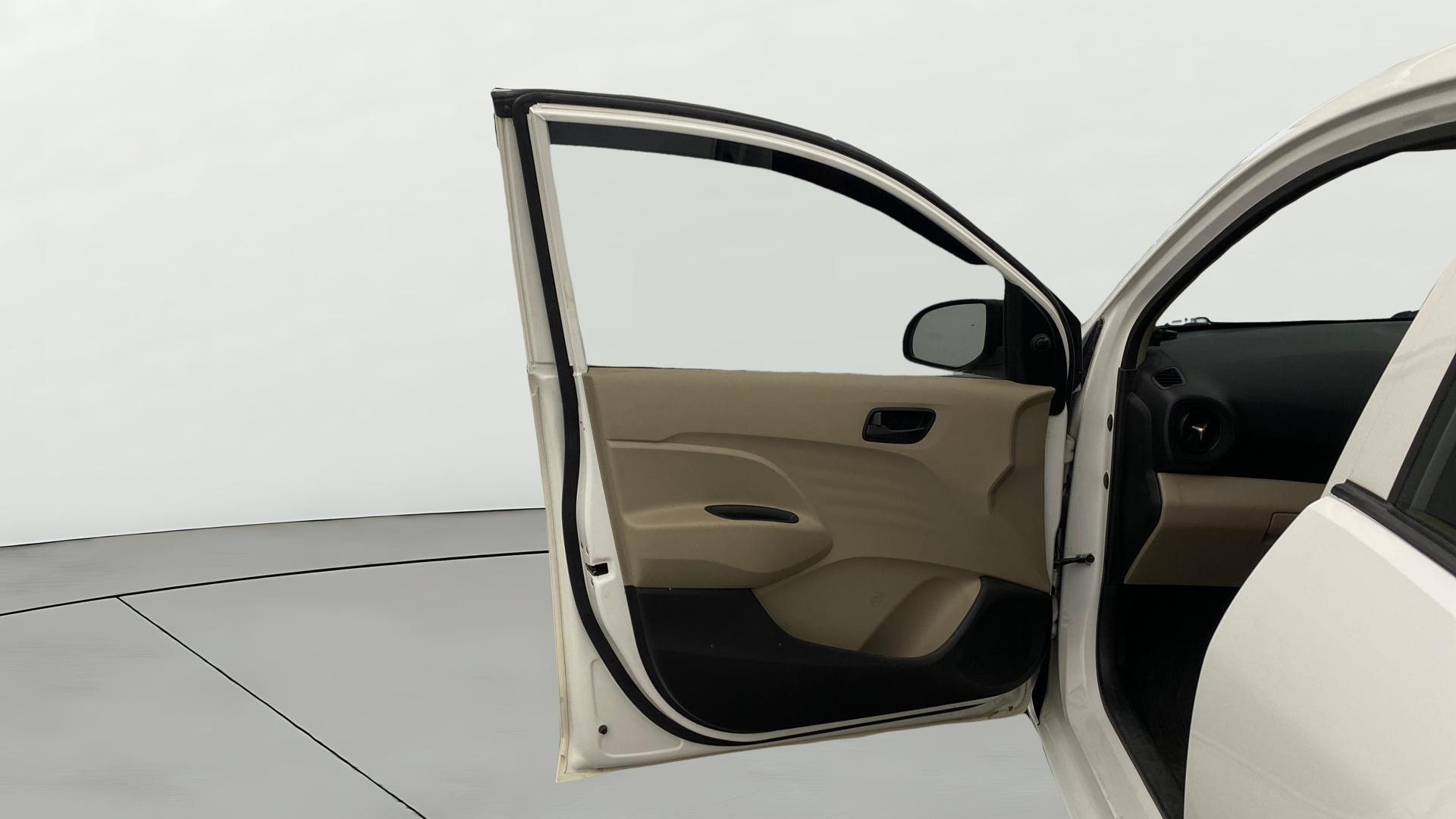 View 2022 Hyundai New Santro Era Executive Petrol Image 31 Used 2022 Hyundai New Santro Era Executive Petrol Image 31