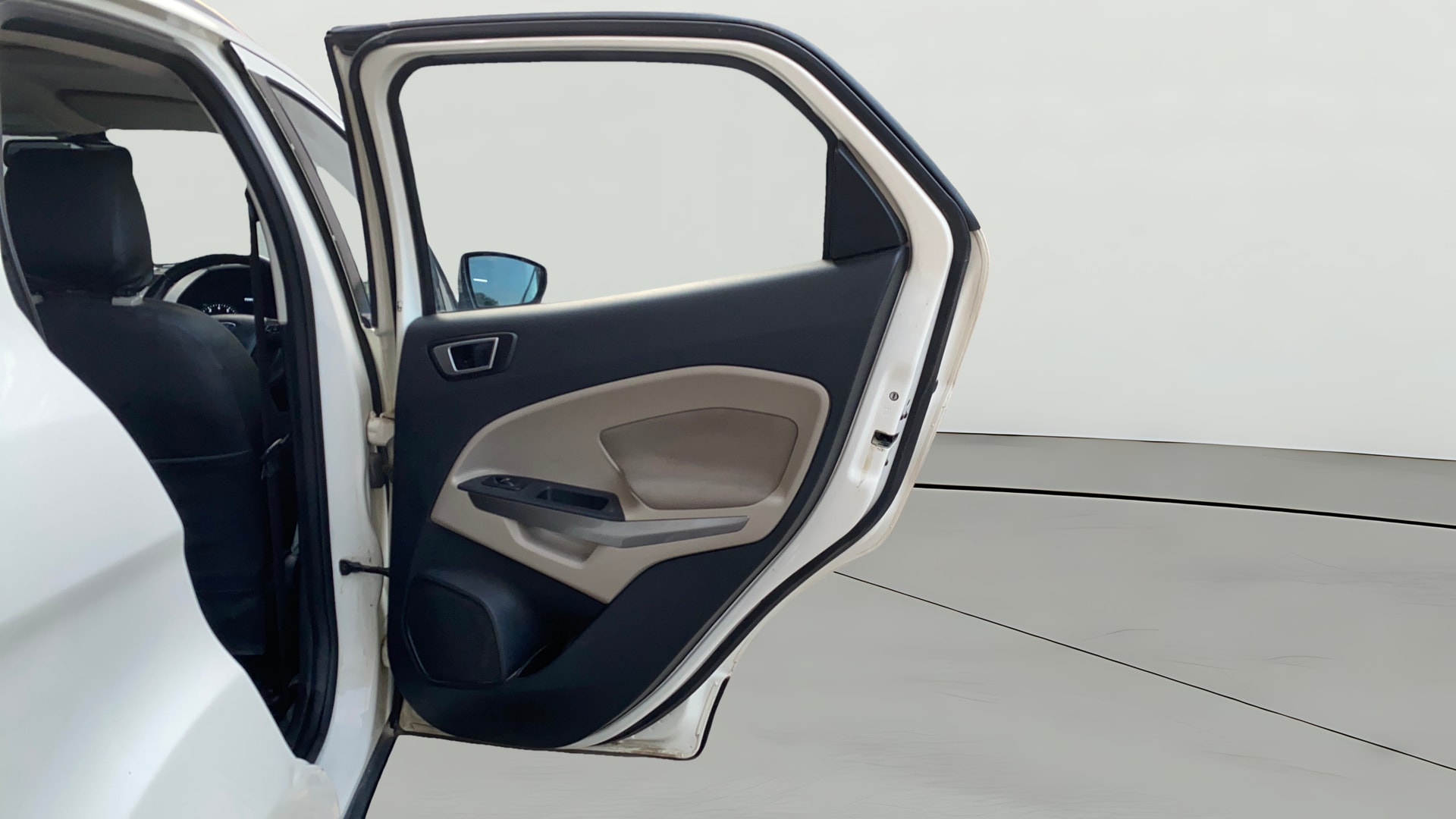 View 2020 Ford EcoSport 1.5 TDCi Diesel Ambiente BS IV Image 7 Used 2020 Ford EcoSport 1.5 TDCi Diesel Ambiente BS IV Image 7
