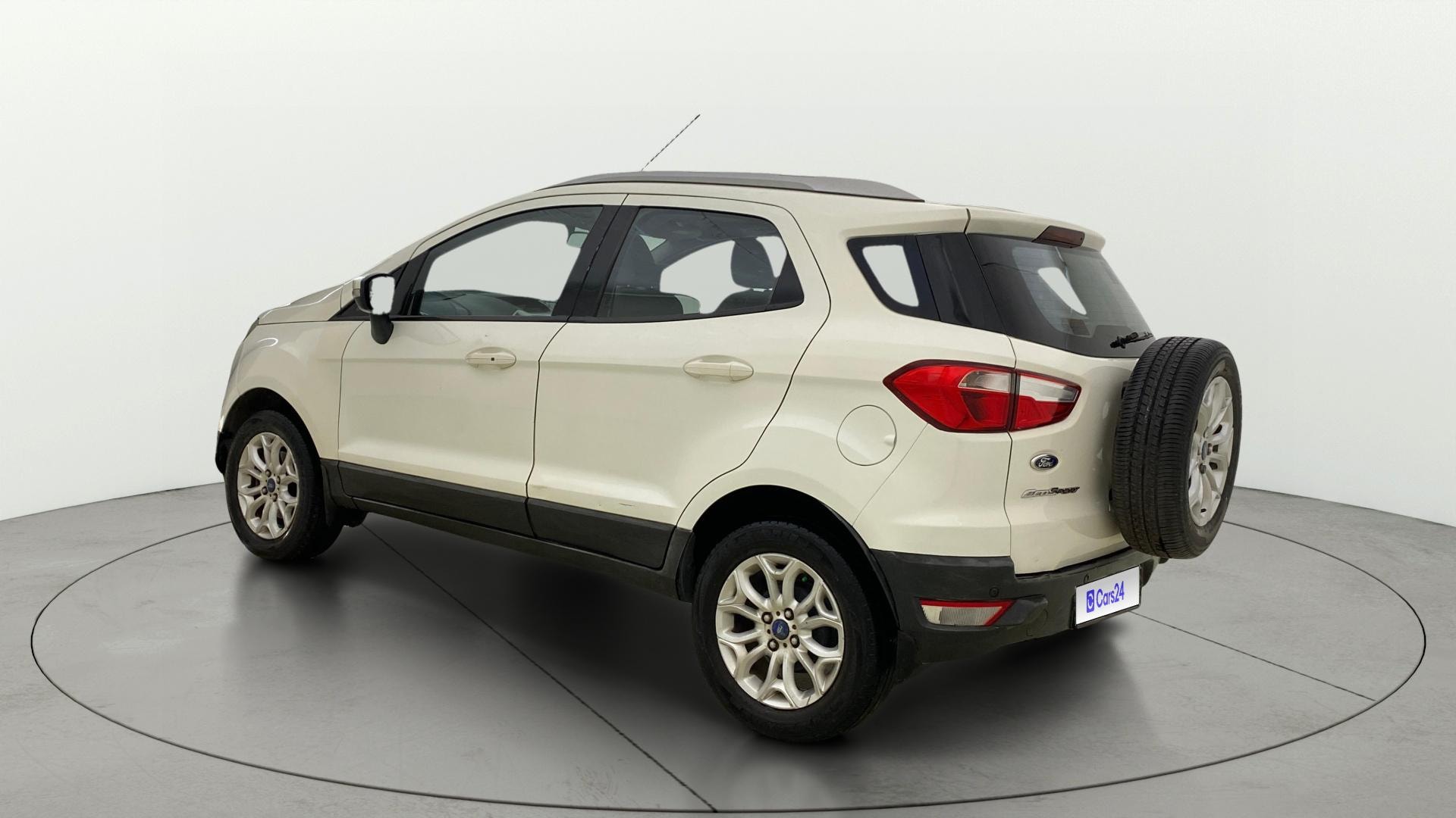 View 2016 Ford EcoSport 1.5 TDCi Diesel Ambiente BS IV Image 2 Used 2016 Ford EcoSport 1.5 TDCi Diesel Ambiente BS IV Image 2