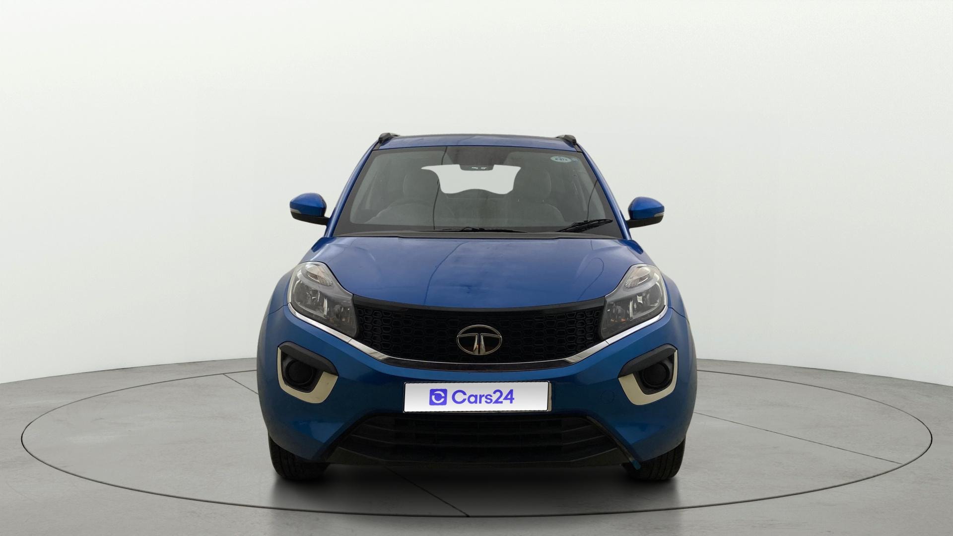 Used 2018 Tata Nexon Used 2018 Tata Nexon