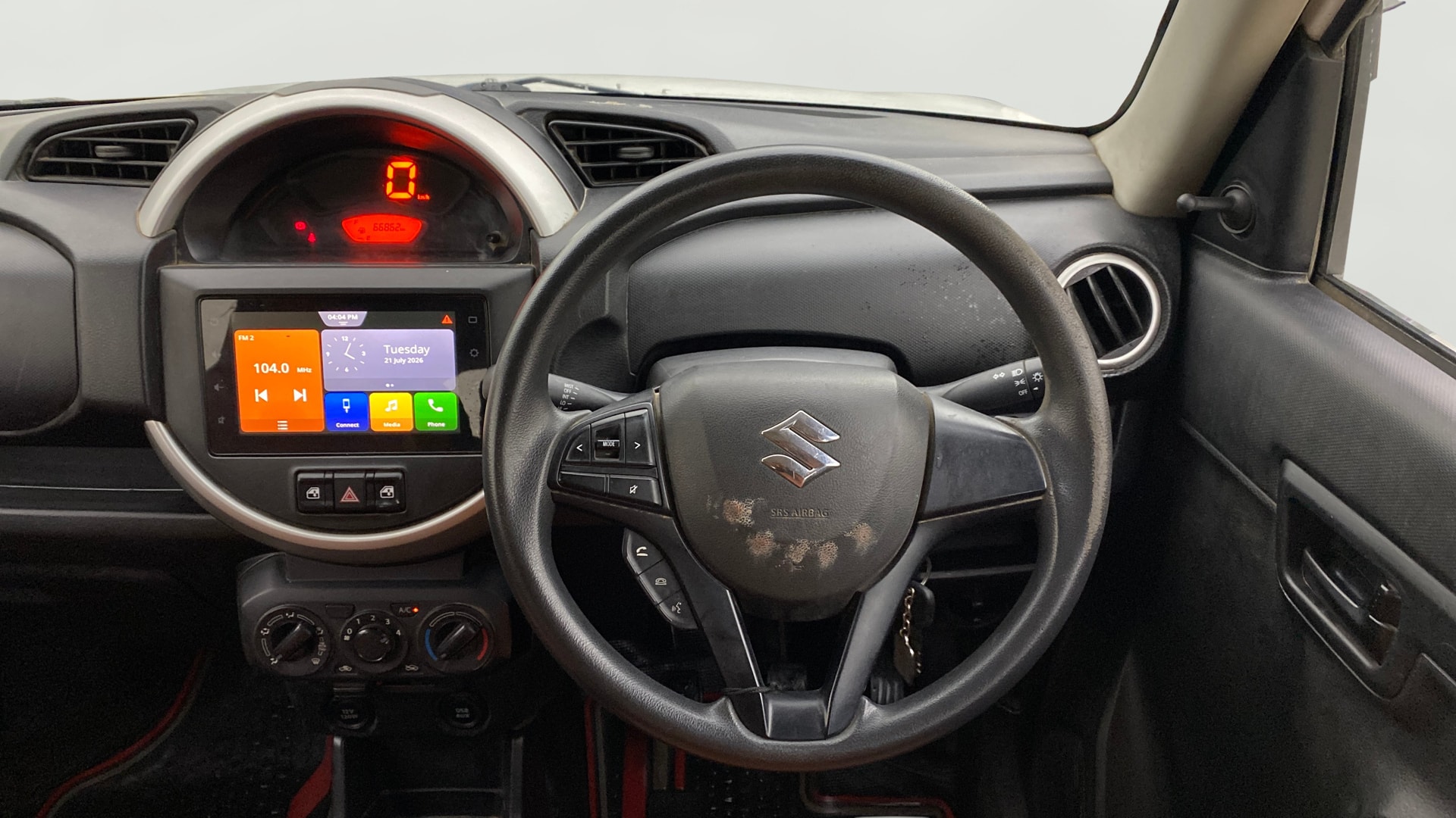 View 2021 Maruti Suzuki 1000 Base Variant Image 20 Used 2021 Maruti Suzuki 1000 Base Variant Image 20
