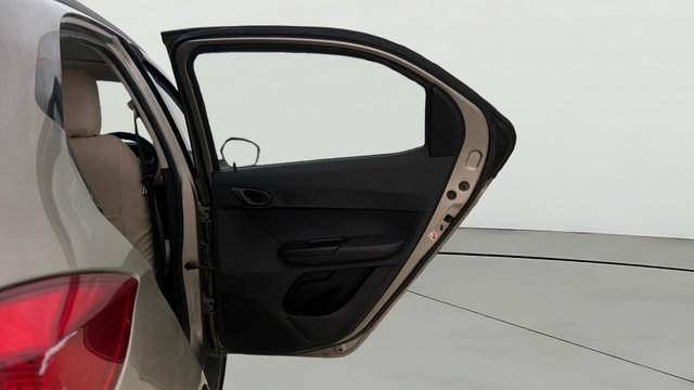 View Tata Tiago NRG Image 7 Used Tata Tiago NRG Image 7