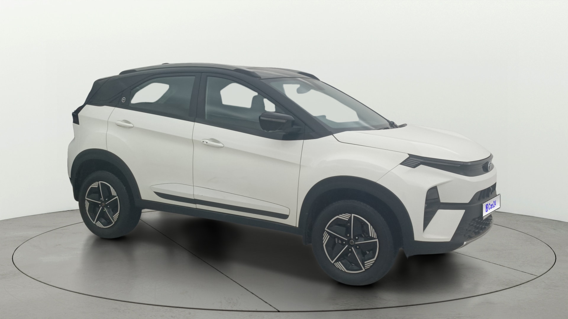 View 2023 Tata Nexon Revotron XE Image 14 Used 2023 Tata Nexon Revotron XE Image 14