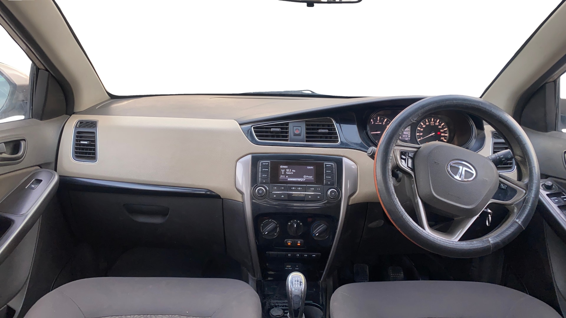 View 2016 Tata Zest XMS Petrol Image 15 Used 2016 Tata Zest XMS Petrol Image 15