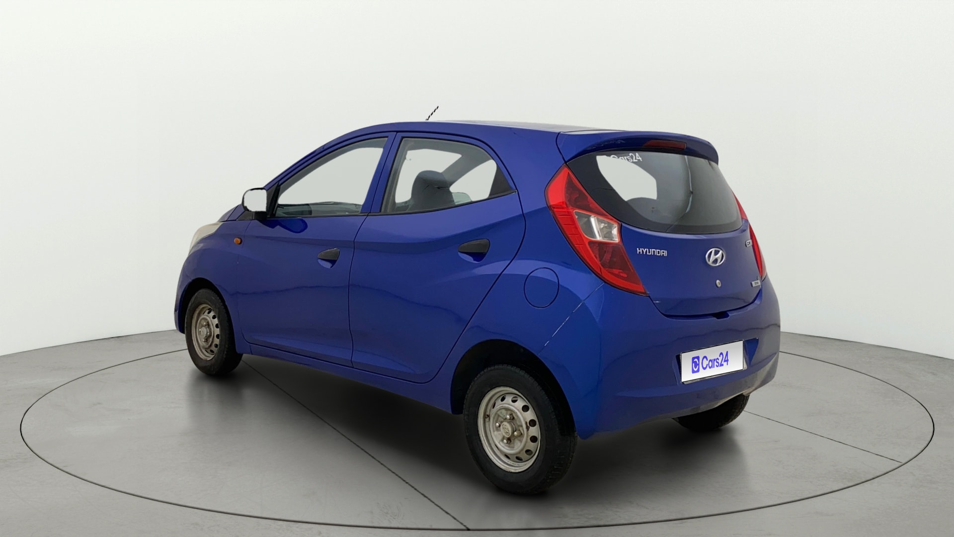 View 2015 Hyundai EON D-Lite Plus Image 2 Used 2015 Hyundai EON D-Lite Plus Image 2