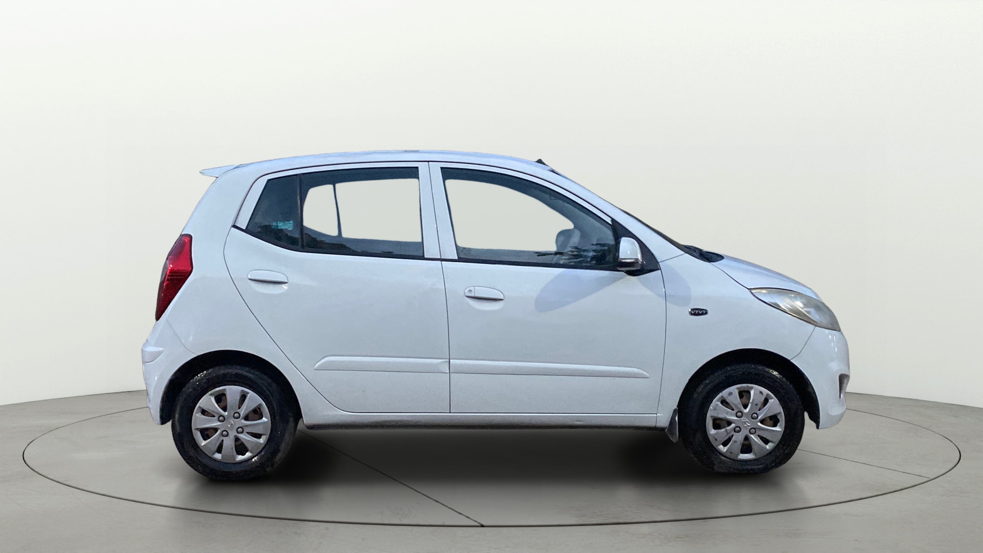 View 2013 Hyundai i10 1.2 Sportz AT Image 26 Used 2013 Hyundai i10 1.2 Sportz AT Image 26