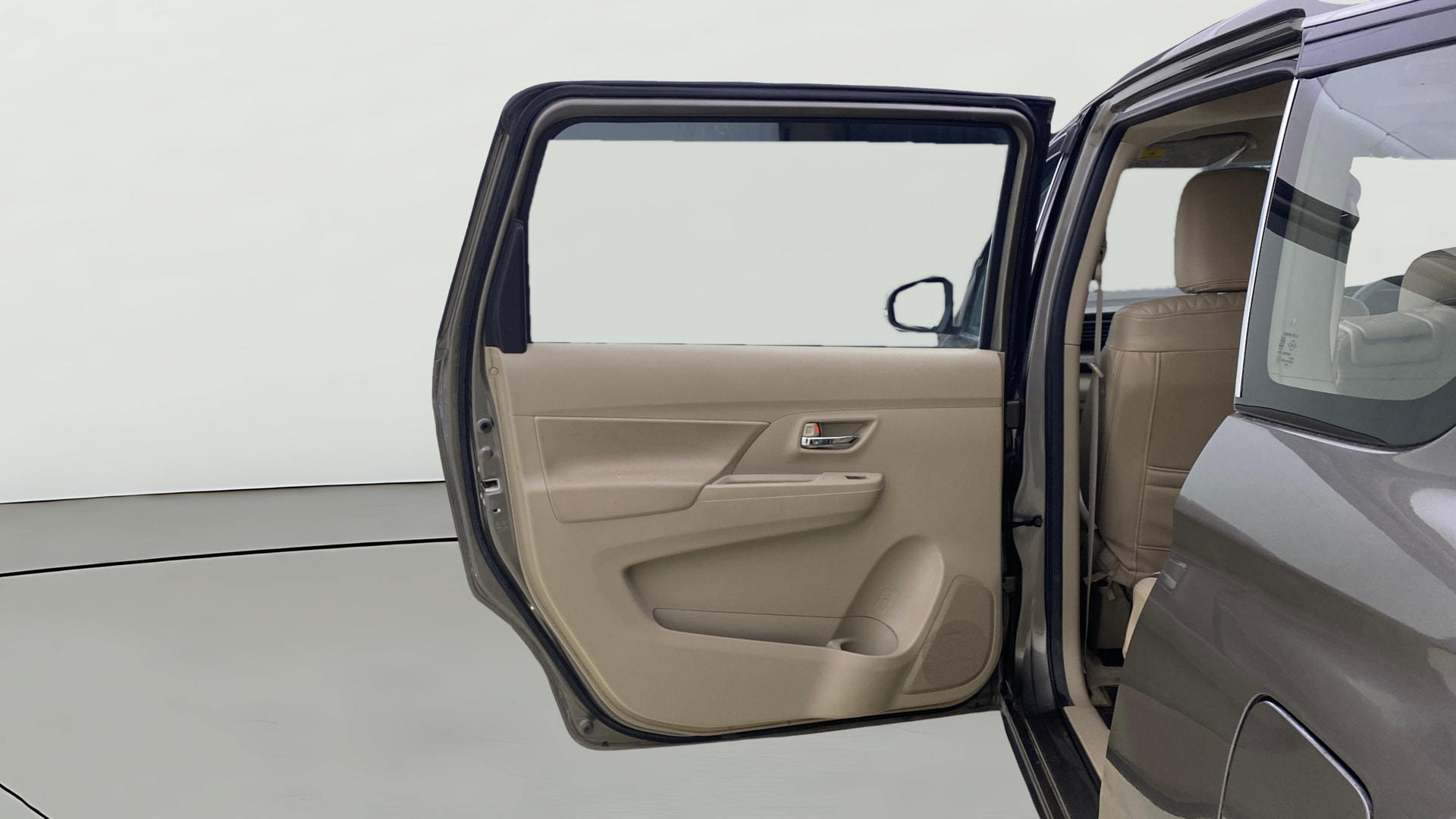View 2021 Maruti Suzuki 1000 Base Variant Image 15 Used 2021 Maruti Suzuki 1000 Base Variant Image 15