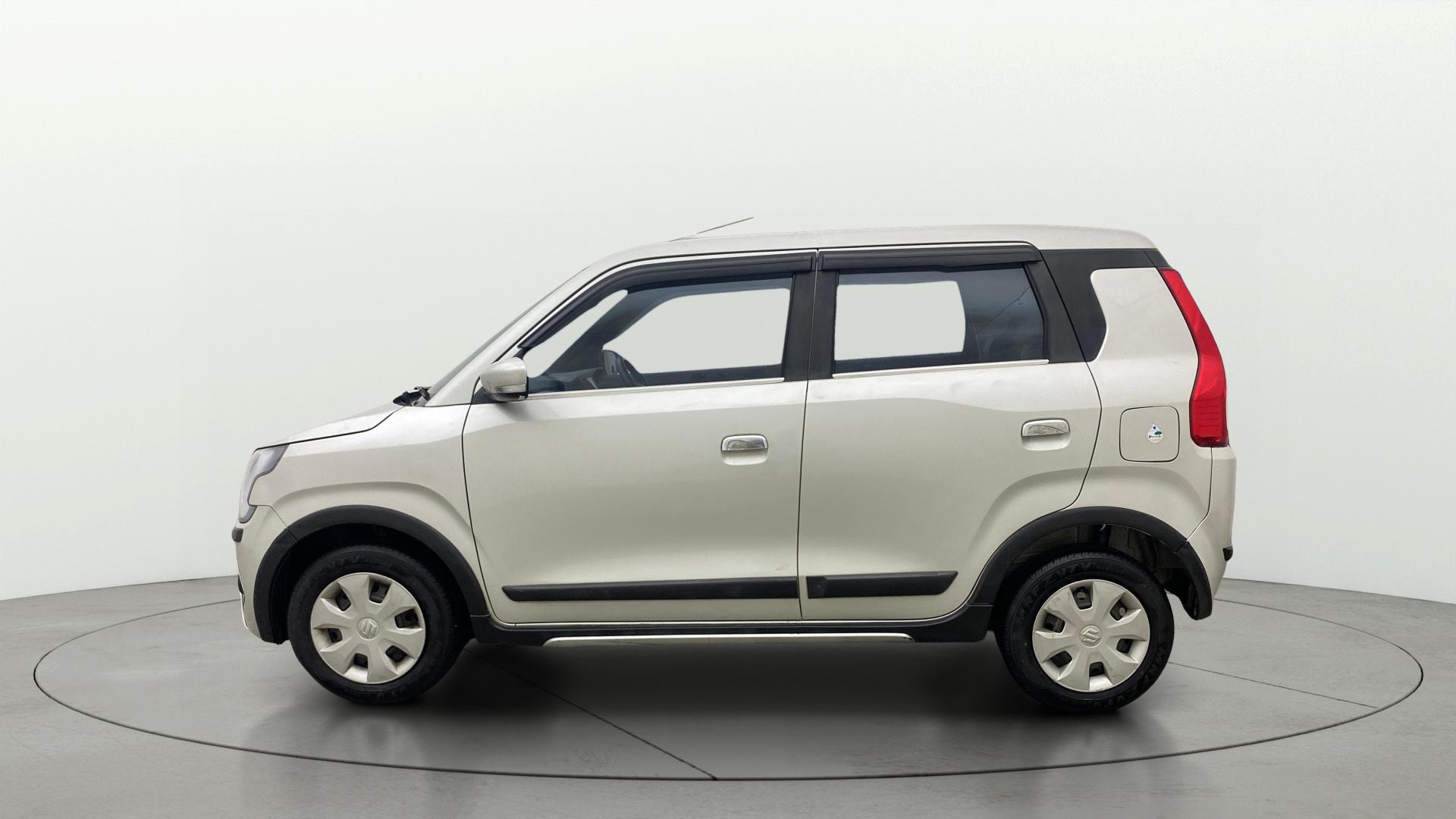 View 2019 Maruti Suzuki 1000 Base Variant Image 5 Used 2019 Maruti Suzuki 1000 Base Variant Image 5