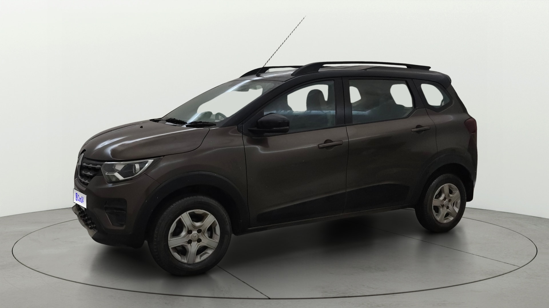 View 2022 Renault Triber RXT Image 36 Used 2022 Renault Triber RXT Image 36