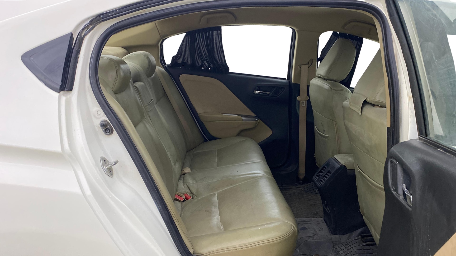 View 2014 Honda City ZX MT Diesel Anniversary Edition Image 30 Used 2014 Honda City ZX MT Diesel Anniversary Edition Image 30