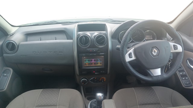 View Renault Duster Image 29 Used Renault Duster Image 29