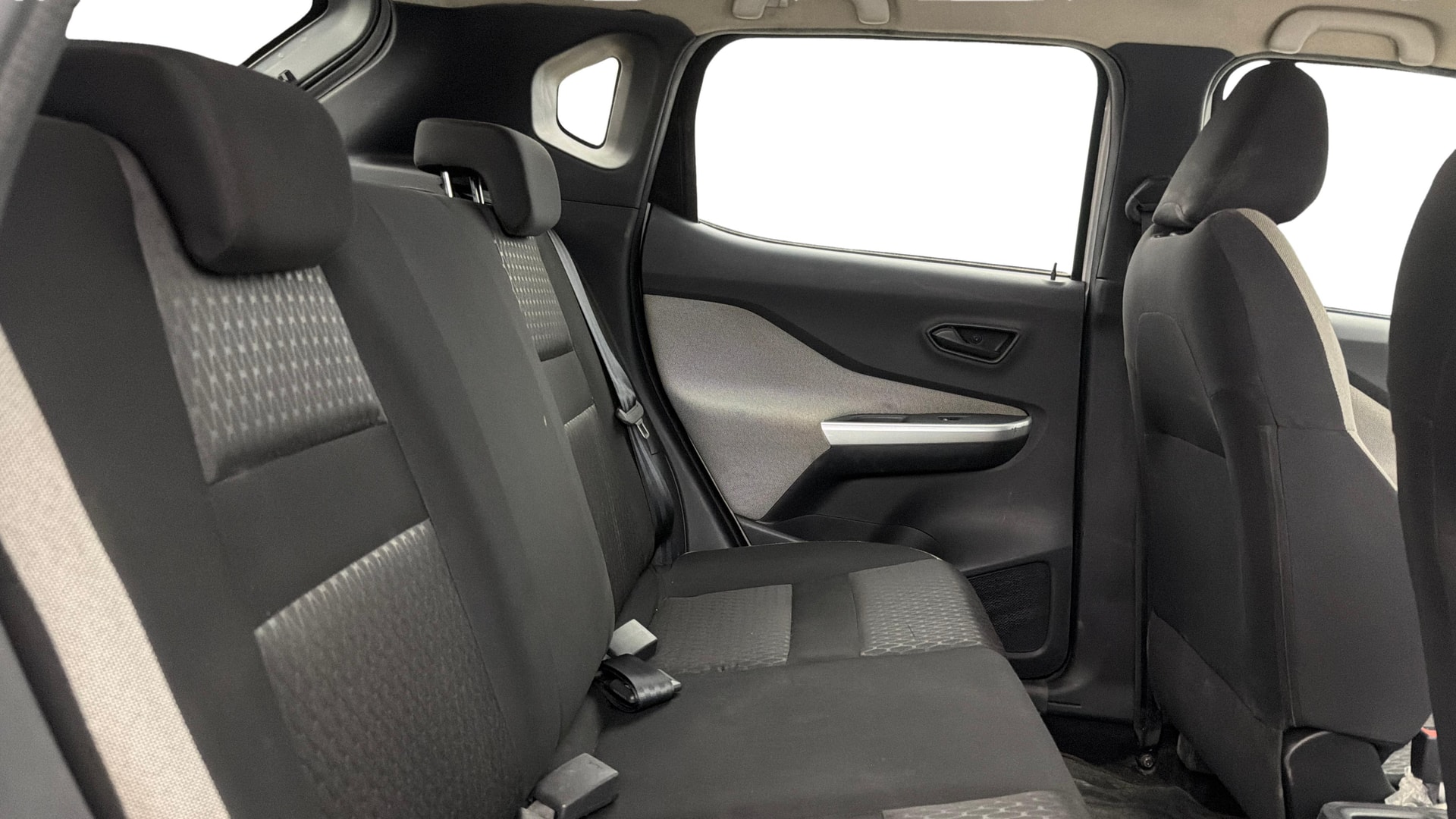 View 2022 Nissan Magnite XE Image 29 Used 2022 Nissan Magnite XE Image 29